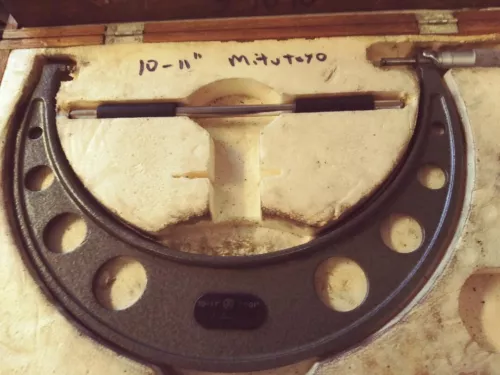 10 to 11" Mitutoyo Mic, .0001" Mic, Used in box, with master