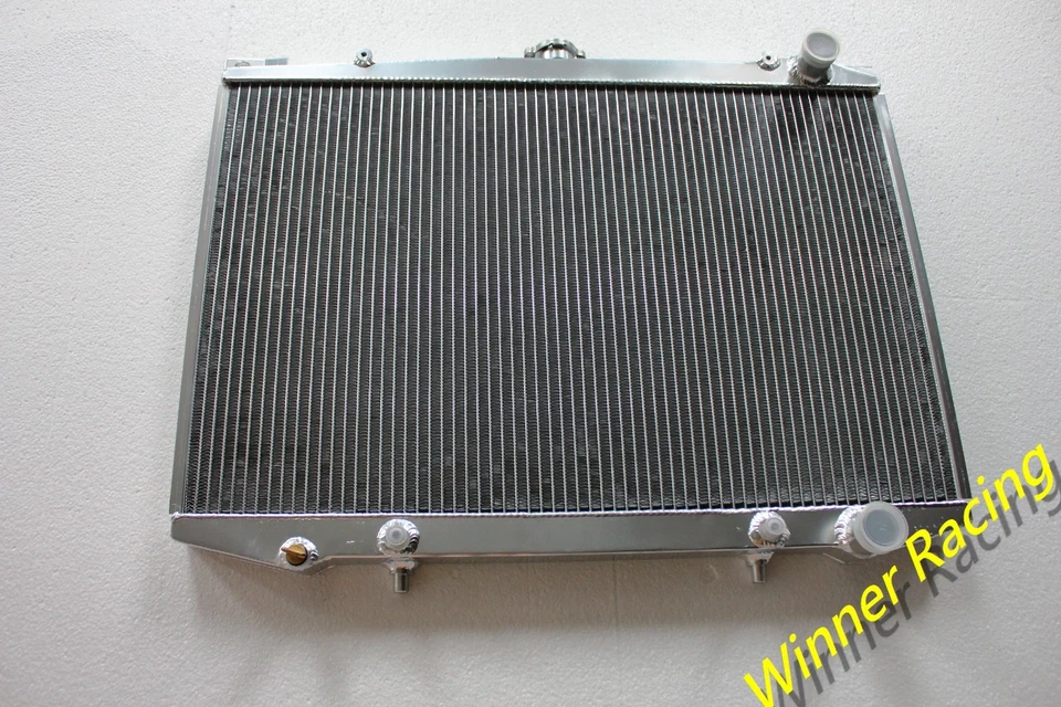 RADIADOR DE ALUMINIO PARA NISSAN PATHFINDER SE/XE 3.0 1987-1995; NISSAN D21 1986-1994 Foto 3 de 4