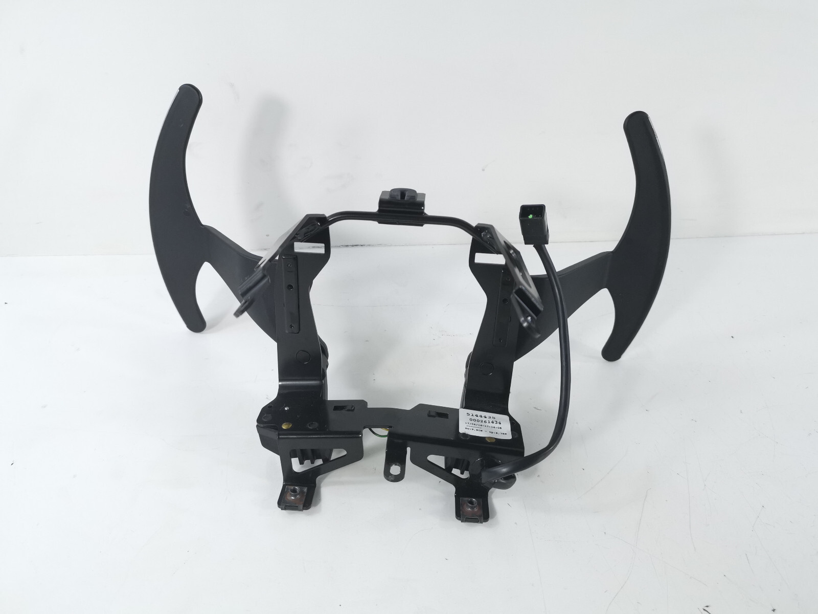 08-19 Maserati GranTurismo M145 Steering Wheel Paddle Shifters Set 261434 OEM