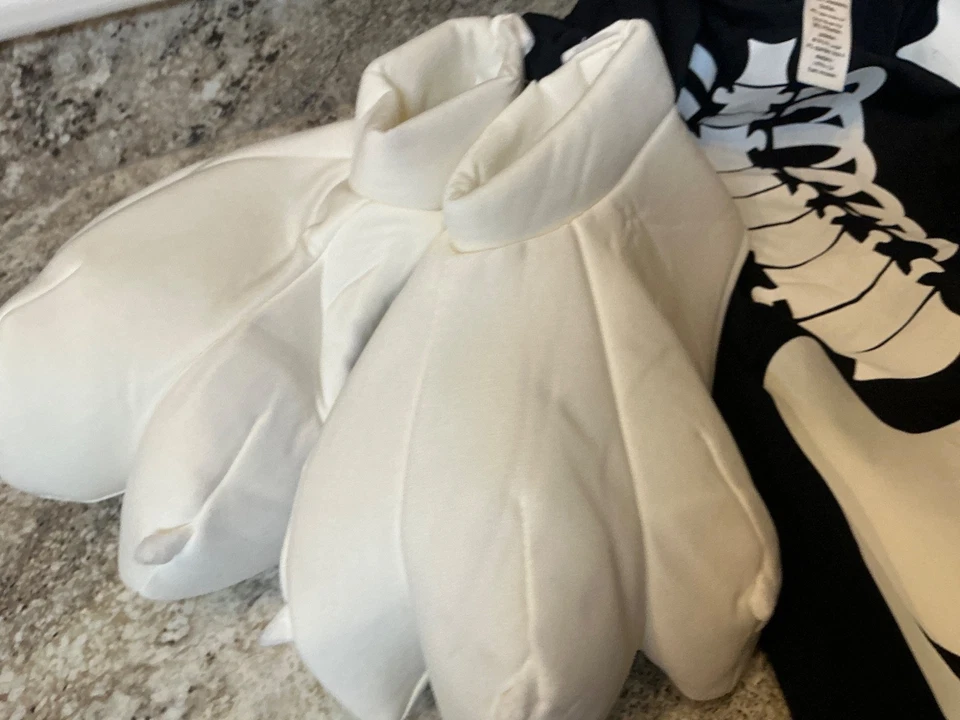 Disfraz de Halloween Pottery Barn Kids Brilla en la Oscuridad Dino Esqueleto 4-6-NUEVO CON ETIQUETAS Foto 2 de 4