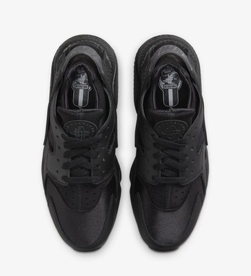 Nike Air Huarache Triple Black Athletic Sneaker Men