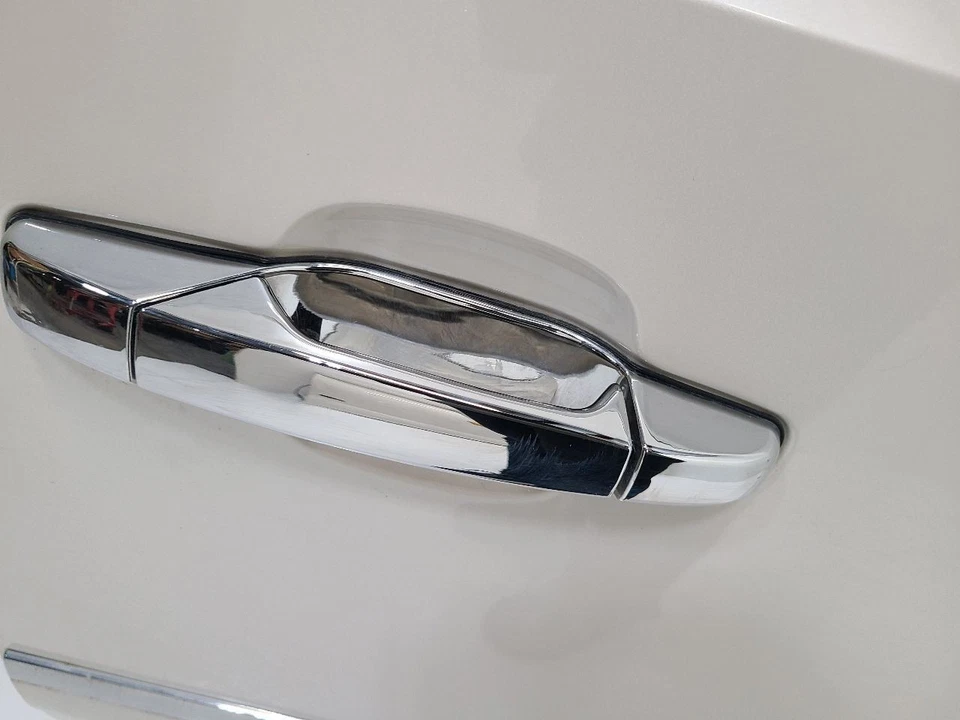 2011 2012 2013 2014 GMC SIERRA 2500 PICKUP Passenger Front Door - Image 3 of 4