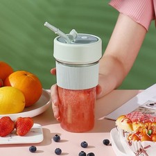 Portable Wireless Electric Fruit Juicer Cup Handheld 350 ML Juice Blender Cup