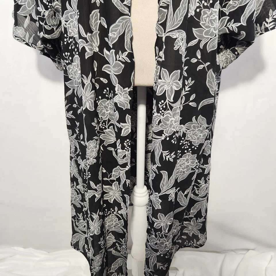 Cardigan Size XXL-XXXL Black Chiffon Floral Print Kimono Sleeve Duster Cardigan - Image 3 of 4