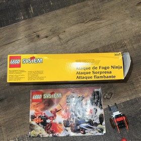 1999 LEGO 3051 Blaze Attack Not Complete w/Rare Flag & Instructions & Box