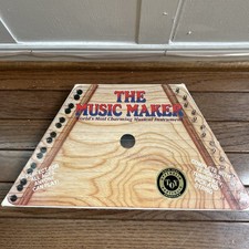 Vintage The Music Maker Lap Harp "World's Most Charming Musical Instrument"