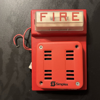Simplex 4903-9101 + 2901-9838 Fire Alarm Strobe Plate & Horn 24VDC USED