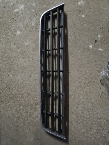 LÜFTUNGSGITTER STOßSTANGE VORNE MITTE UNTEN für VW Passat 3C B6 2005-2010 CHROM