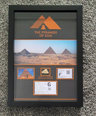 Die Pyramiden von Gizeh - Ägypten - Stein aus der Pyramide von Khufu - A4 Display #1