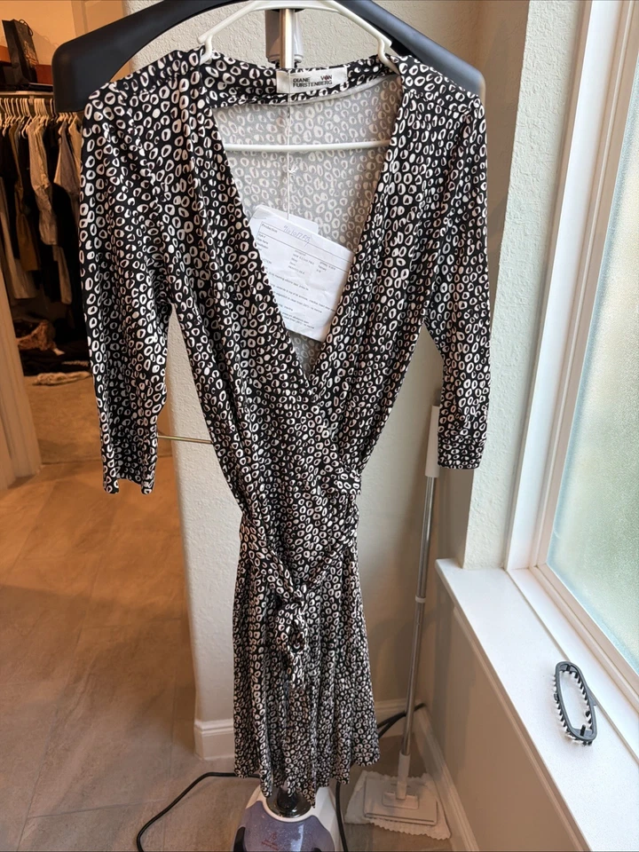 Diane von Furstenberg Women's Silk Wrap Dress, Size 6 - Image 2 of 4