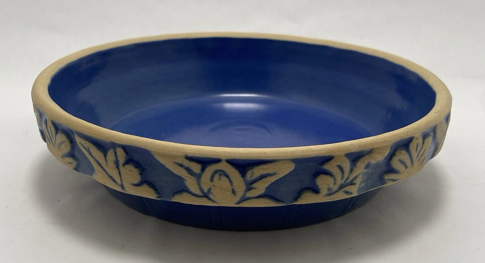 Vintage Clay City Pottery 8” Pie Plate Dish Blue Floral Stoneware Indiana USA
Opens in a new window