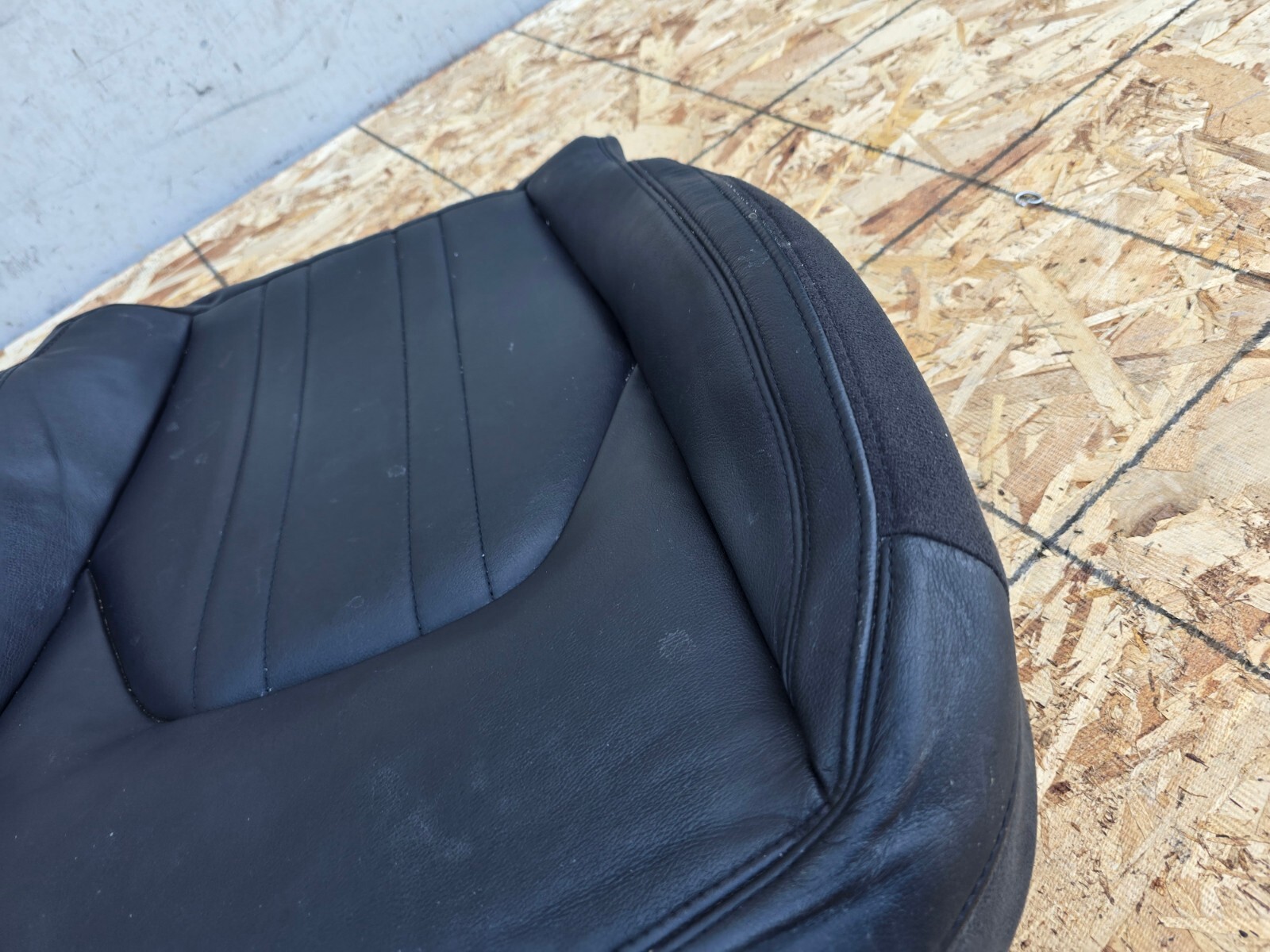 FRONT LEFT BOTTOM SEAT LEATHER CUSHION COVER OEM 40K 14-19 MASERATI GHIBLI S