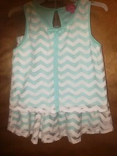 Combo Shirt and Skirt Set Girl's Sea foam Green Zig Zag Size 8