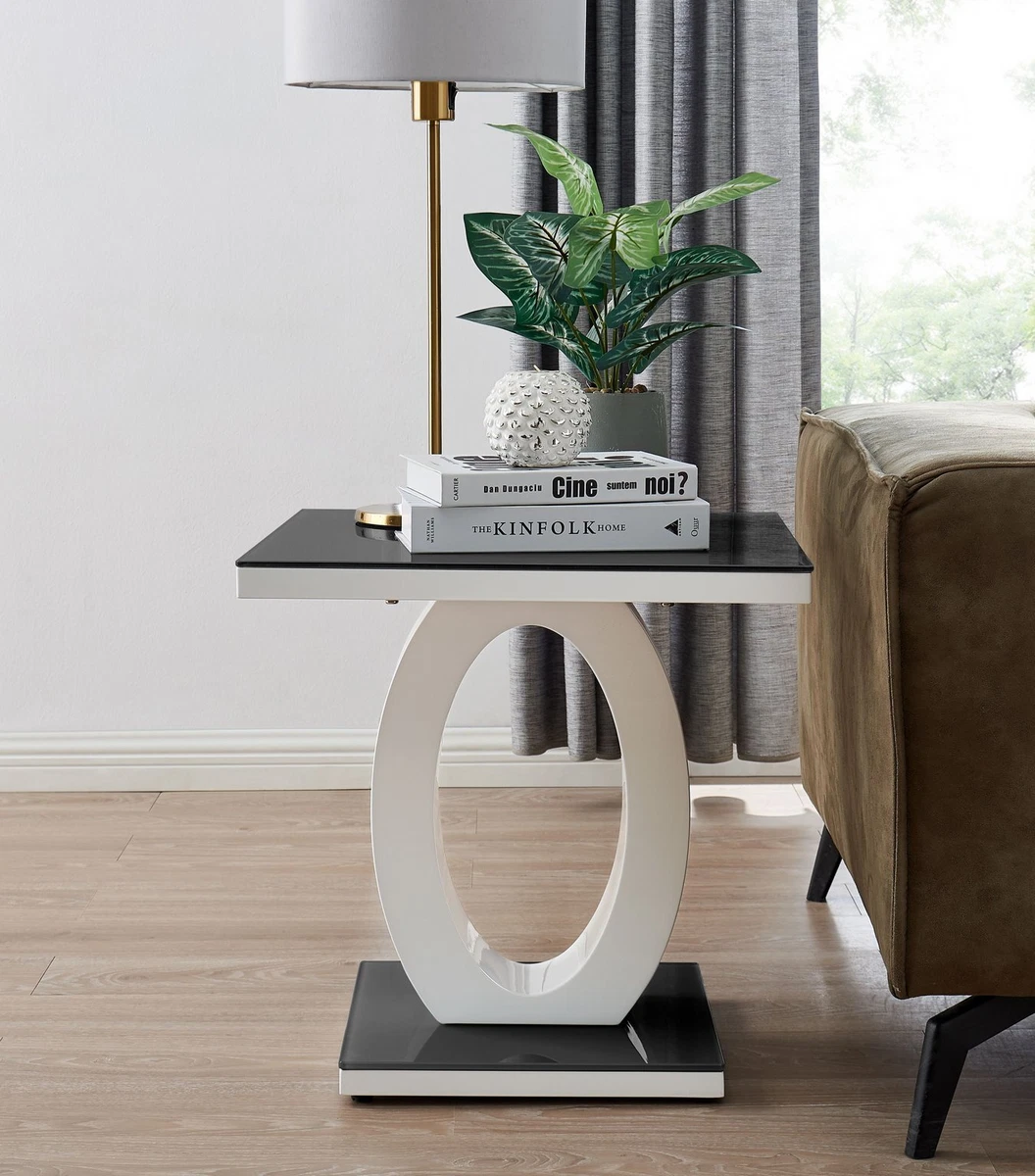 White gloss hotsell lamp table