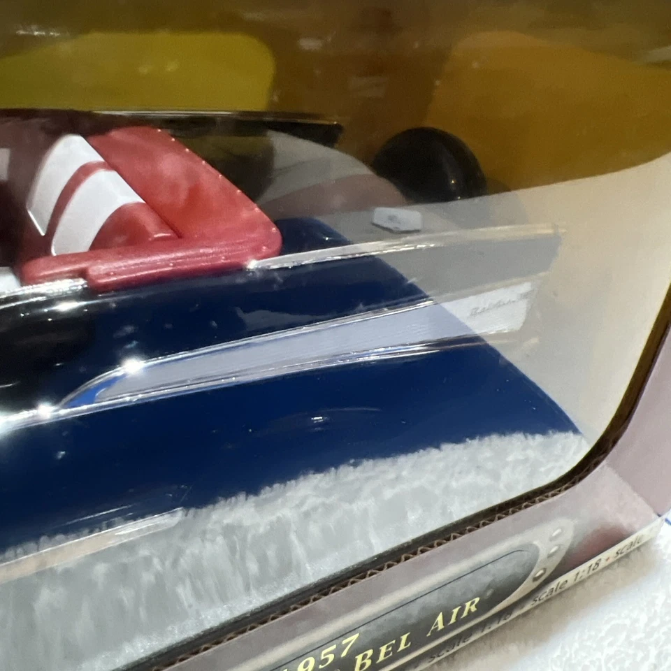 Chevrolet Bel Air 1957 convertible vintage Road Legends negro escala 1:18 Foto 4 de 4