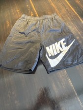 Nike Boys Sportswear Woven Shorts Black DO6582-010 Size XL Youth Used