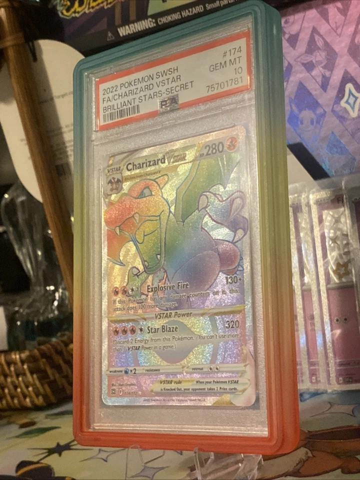 Pokémon Brilliant Stars Charizard VSTAR 174/172 Secret Rainbow Rare PSA 10 - Image 3 of 4