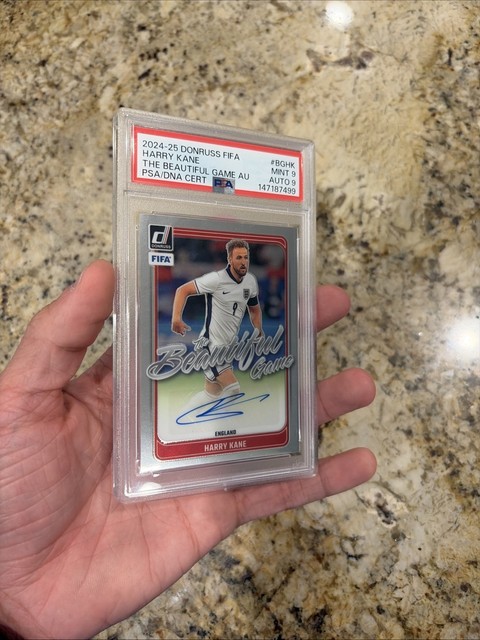 2024-25 Panini Donruss FIFA the Beautiful Game Harry Kane Autograph PSA 9 POP 1