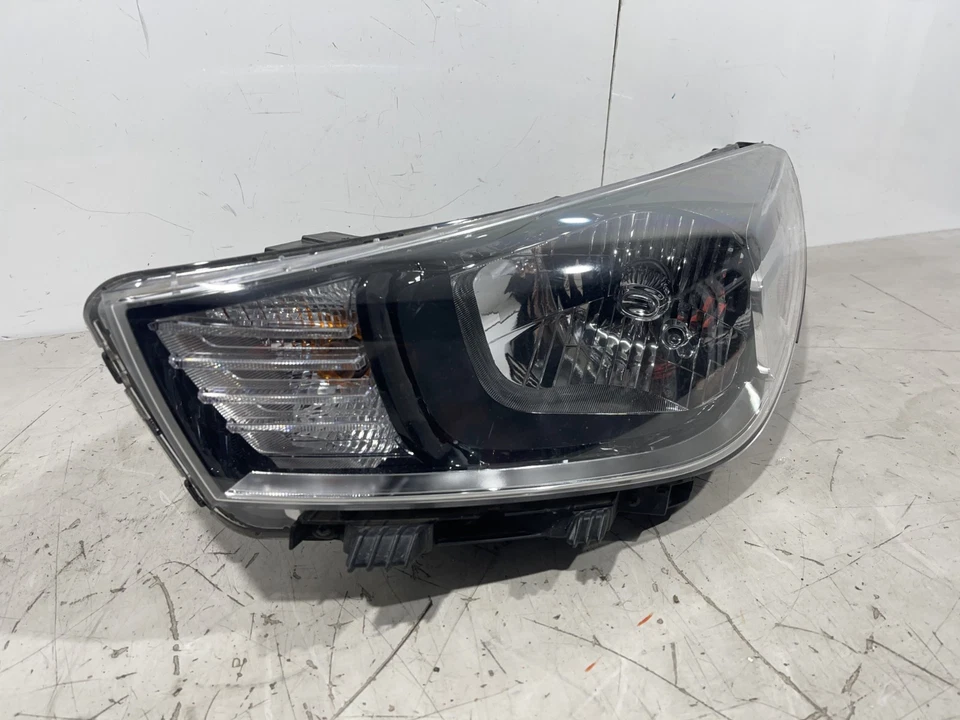 Faro delantero izquierdo halógeno KIA RIO MK4 2018-2023 92101H8000 GENUINO Foto 3 de 4