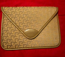 VINTAGE PIERRE CARDIN LOGO FORMAL ENVELOPE CLUTCH FLAT BAG PURSE TAN EUC PEN