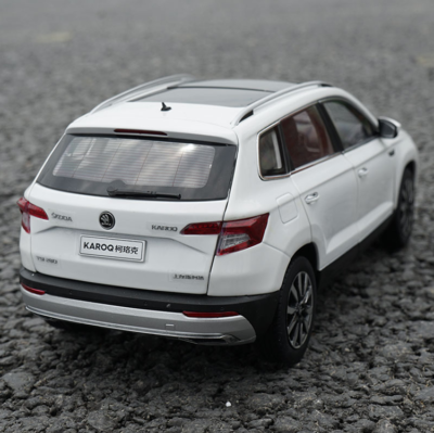 Original Factory 1/18 Scale Skoda Karoq SUV White Color Alloy