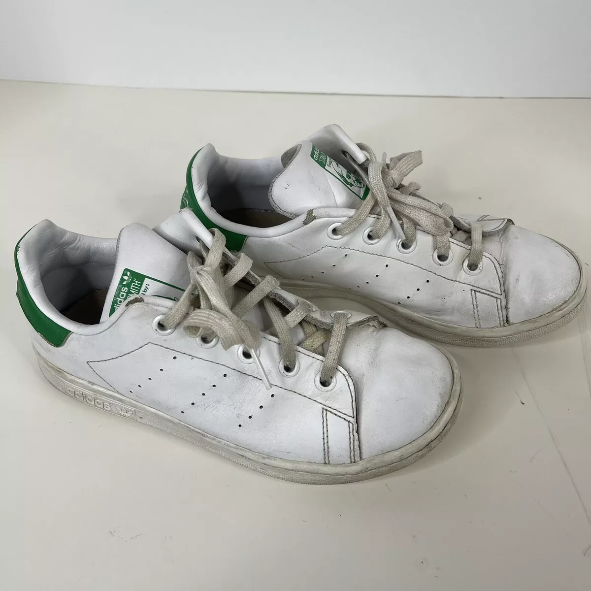 Adidas stan smith size hotsell 3