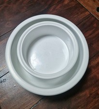 Zwei Dekorative Keramik Schalen