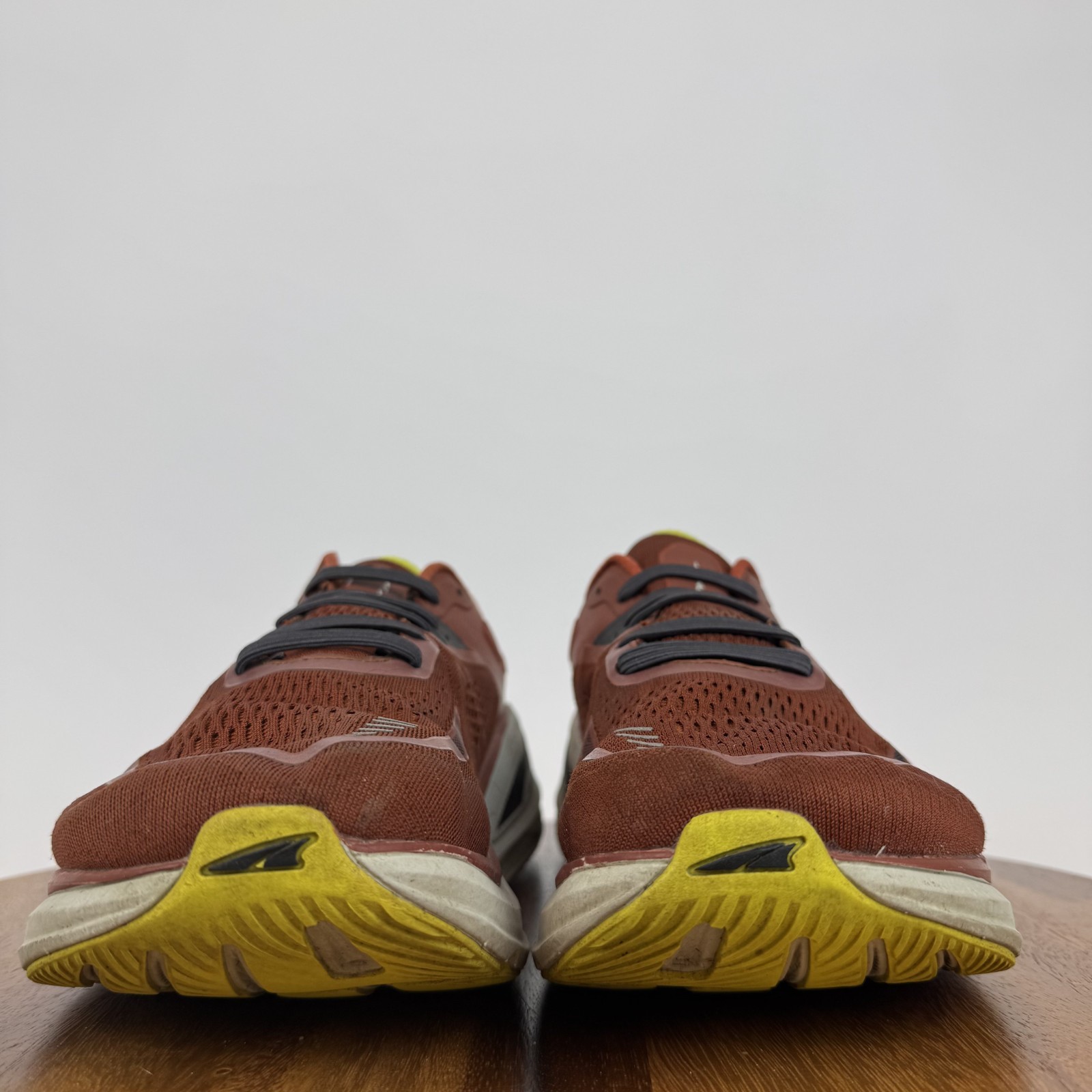 SAOLA Scarpe sneakers uomo Altra Paradigm 6 rosse atletiche corsa su strada taglia 12 M ottime condizioni