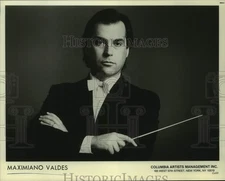 Press Photo Maximiano Valdes, Conductor - sap38611