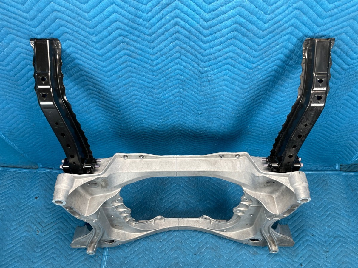 Lexus LS500 LS500h RWD Front Subframe Crossmember w/Reinforcements