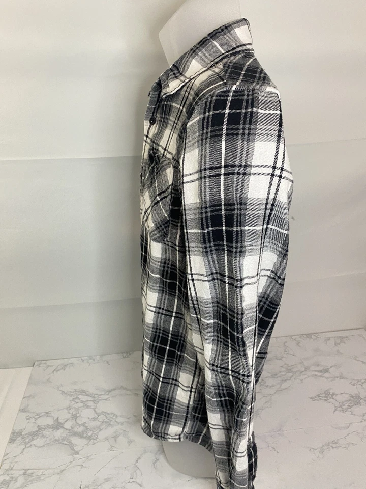 Urban Pipeline Awesomely Soft Ultimate Flannel Plaid Long Sleeve Boys XL Shirt C - Image 4 of 4