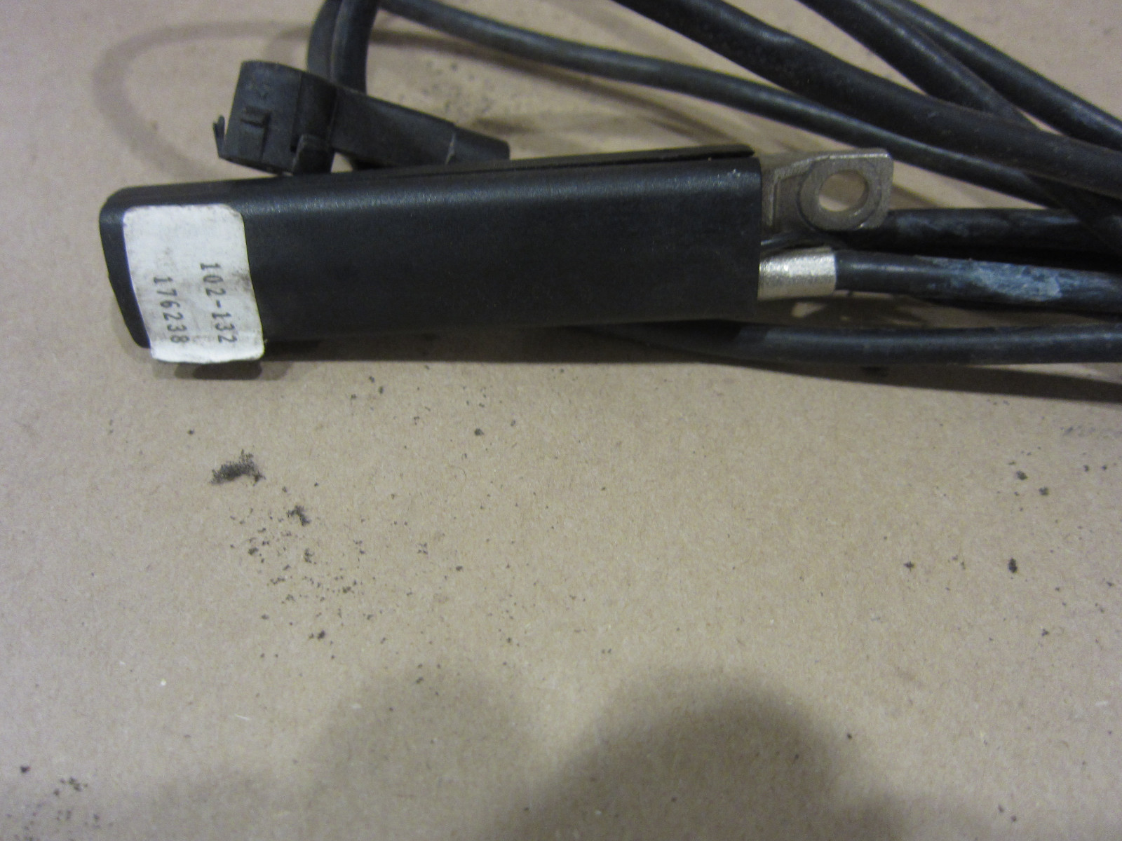 Maserati 4200 Coupe,Spyder - Radio Antenna Cable With Pre-Amp - P/N 383500121