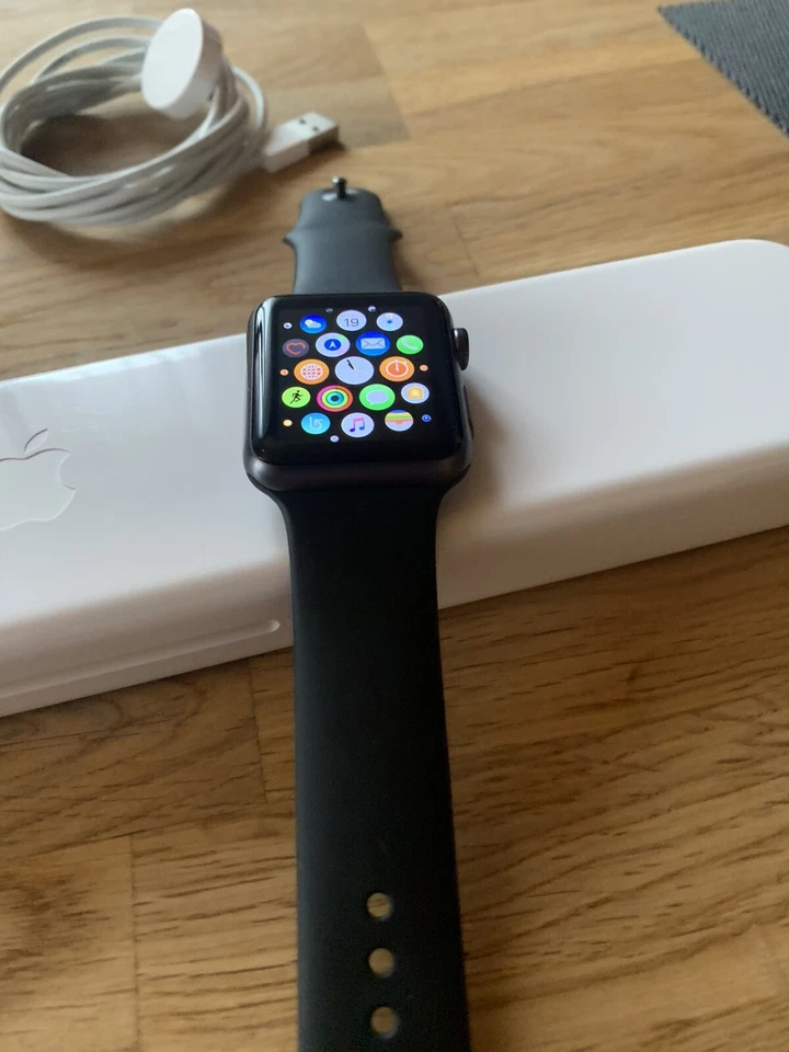 Aplle Watch A15544 - Bild 2 von 4