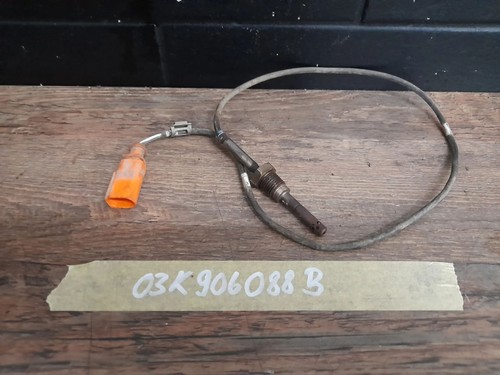 VW Transporter T5 2,5 TDI Temperatursensor Abgastemperaturgeber 03K906088B