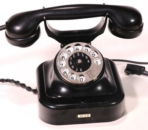 Altes Telefon W28, Bj. 1929. Sehr guter Zustand, funktionsfähig. Telephone W 28