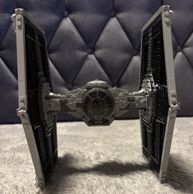 LEGO Star Wars TIE Fighter Raumschiff/Fahrzeug Set mit TIE Fighter Pilot Figur