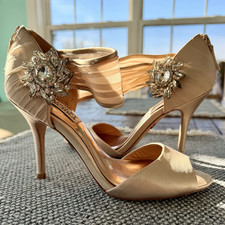 Badgley Mischka Beige Satin Open Toe High Heel Shoes 6.5 Medium B,M 