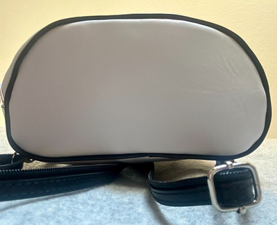 Vintage Vera Pelle Italian White With Black Piping Leather  display picture 2
