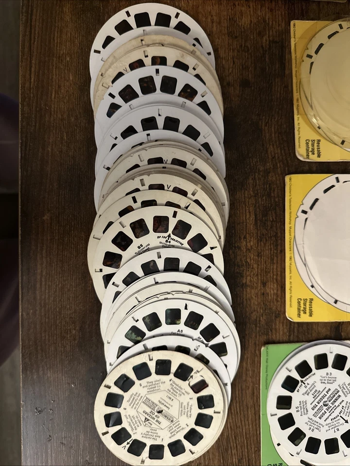 View-Master Reels Lot Some From 50s 60s 70s and 80s with viewer - Image 2 of 4