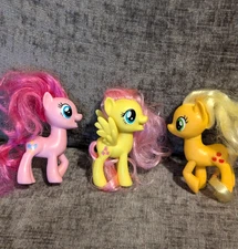 3 My Little Pony Figures MLP - pinkie pie Applejack Fluttershy