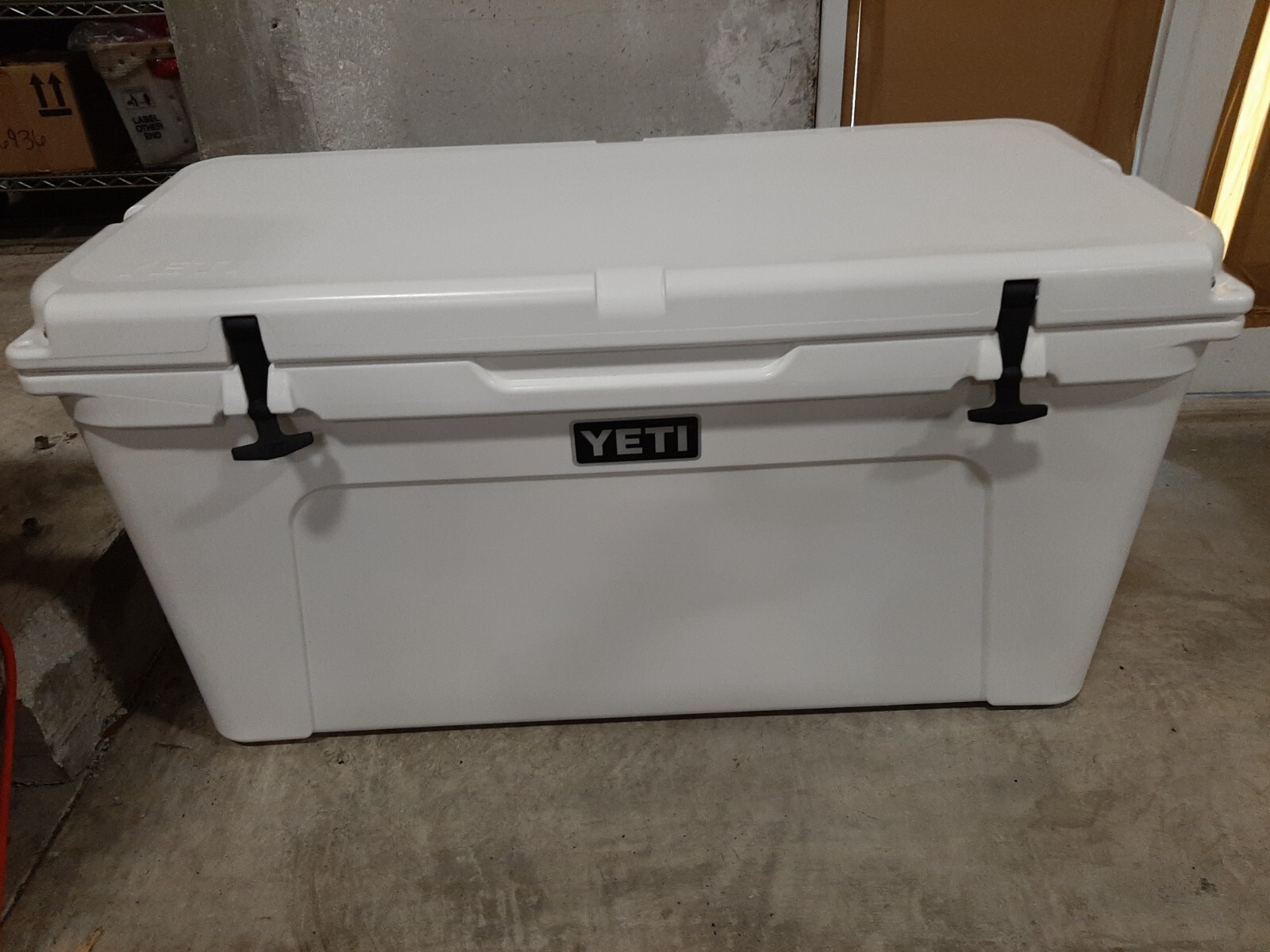 Yeti Tundra 75 Cooler 