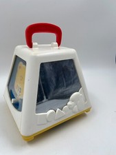 Fisher-Price Spielkugel-Pyramide W4472 – 10 Becher Zum Stapeln & Stecken, Inklusive Klingelkugel, Für Babys