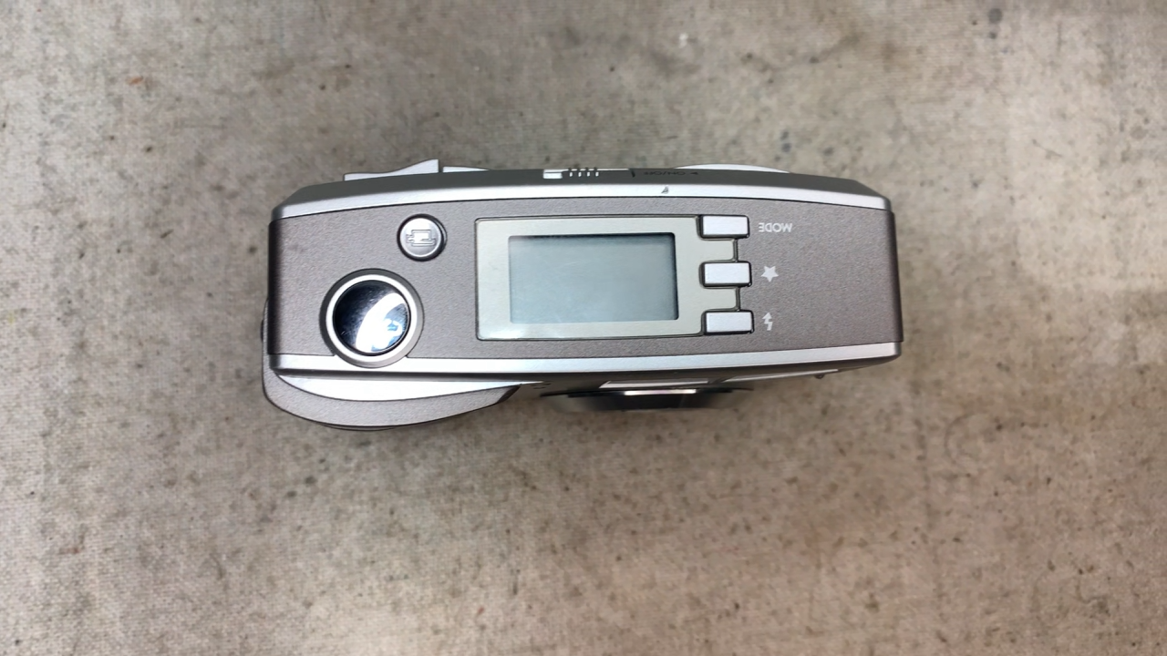 HP PhotoSmart 735 3.2MP Digital Camera Tested Good Condition & 1 GB