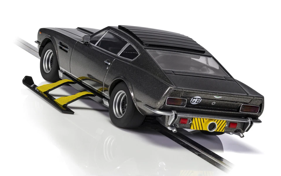 James Bond Aston Martin V8 - The Living Daylights - 1/32 Scale C4239 SCalextric - Image 2 of 4