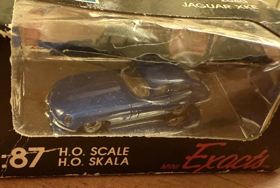 1989 Monogram Models Mini Exacts JAGUAR XKE Model 2040 1:87 Scale NIB - Image 2 of 4