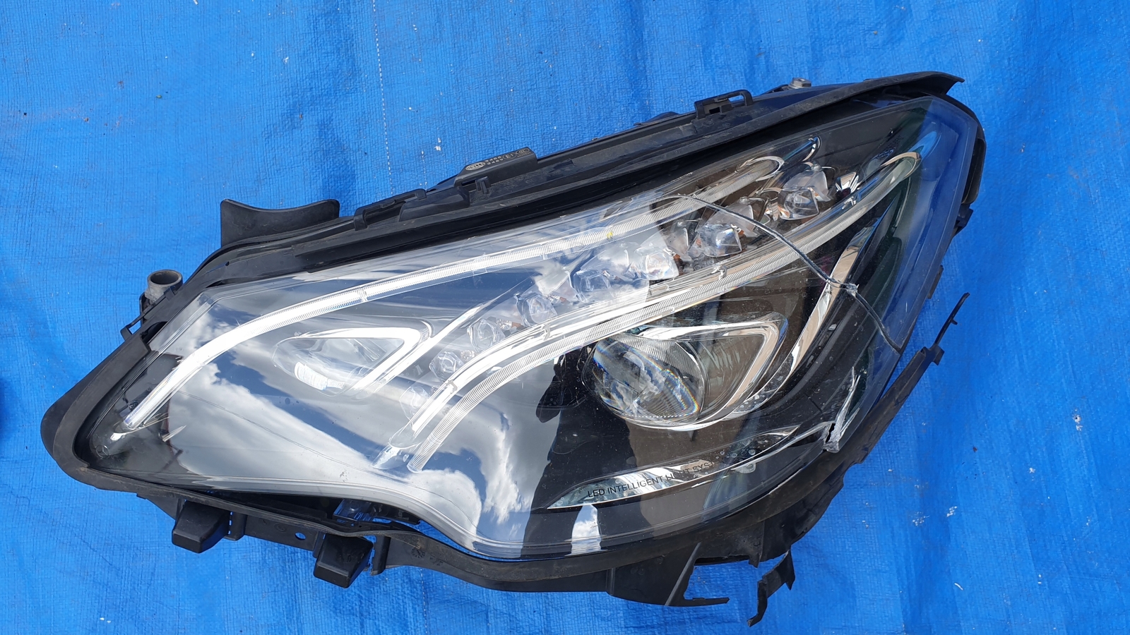 Org. MERCEDES BENZ C207 LED Scheinwerfer ILS A2078208561 online 