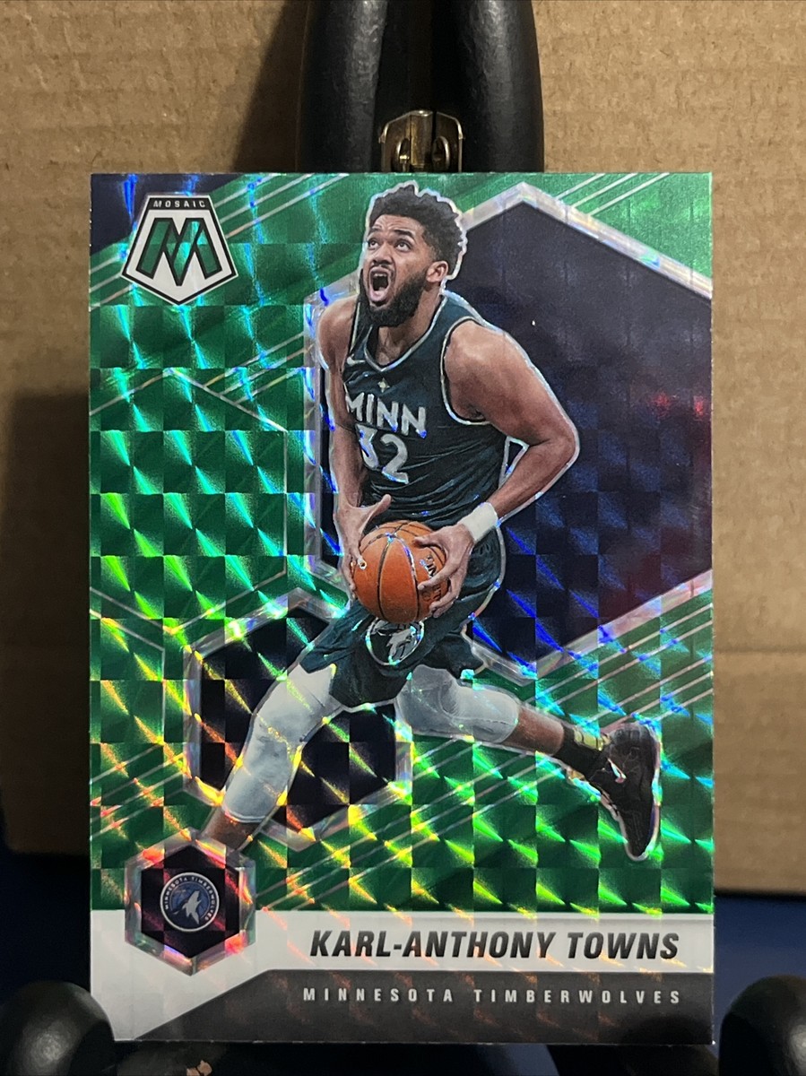 2020-21 Panini Mosaic Basketball NBA #124 Karl-Anthony Towns Green 