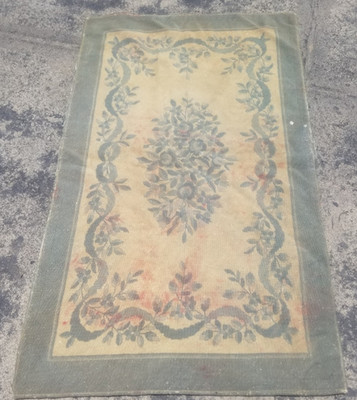 Vintage Französischer Blumen Nadelspitze Handarbeit Mehrfarbig Teppich Wollteppich 136x83 cm