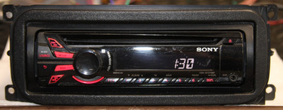 Sony CDX-GT270MP Car Stereo CD Player AUX MP3 AM FM In-Dash Receiver Deck READ