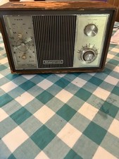 Vintage Magnavox AM Clock Tube Radio. Mardi Gras. Parts,Read